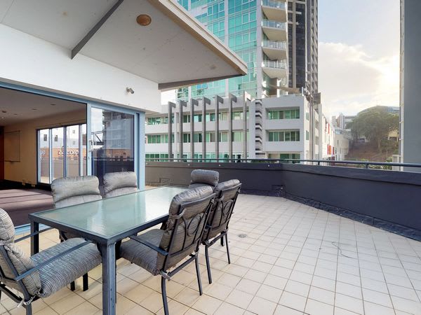 Click to view all images 402/471 Adelaide Street Brisbane City QLD 4000 - Image 2