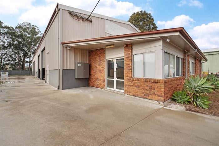 Click to view all images 24 Heather Street Heatherbrae NSW 2324 - Image 3
