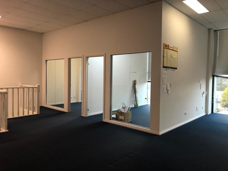 Click to view all images 98 Lambeck Drive Tullamarine VIC 3043 - Image 3