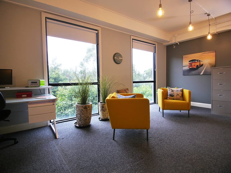 Click to view all images 1/32-34 Springwood Avenue Springwood NSW 2777 - Image 2