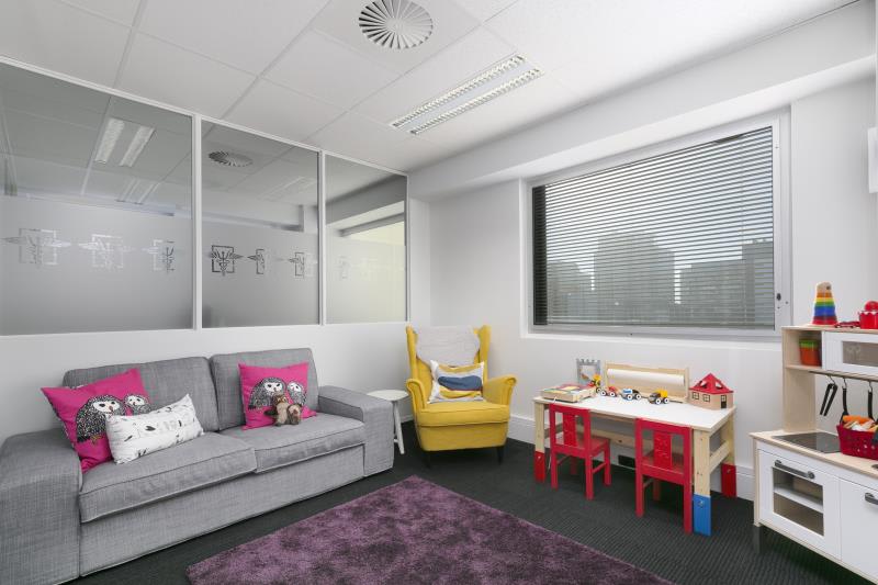 Click to view all images 87 Wickham Terrace Spring Hill QLD 4000 - Image 3