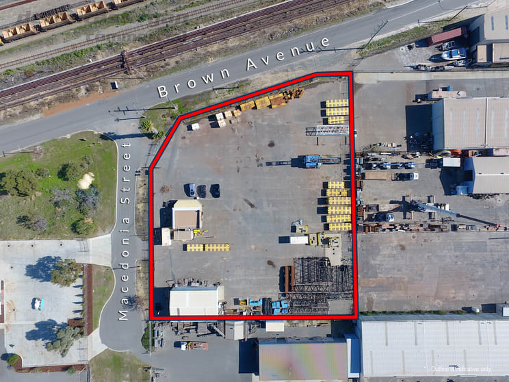 Click to view all images 23 - 25 Macedonia Street Naval Base WA 6165 - Image 2
