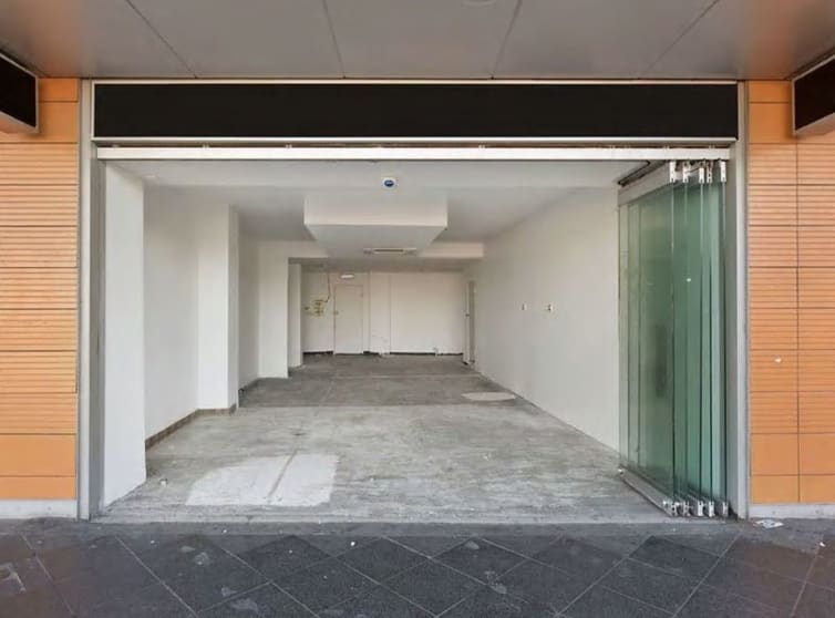 Click to view all images Shop 3, 152 Campbell Parade Bondi Beach NSW 2026 - Image 3