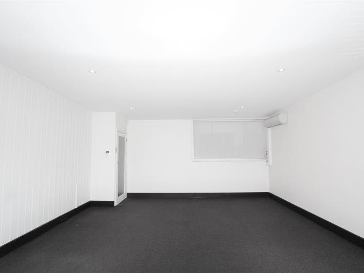 Click to view all images 90 Alexander Street Crows Nest NSW 2065 - Image 3