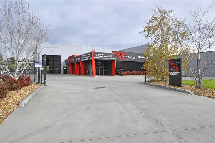 Click to view all images 56-58 Gaine Road Dandenong South VIC 3175 - Image 1