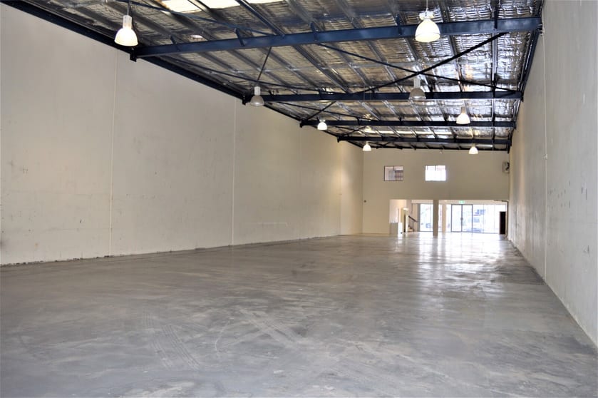 Click to view all images Unit 3, 169-173 Hume Highway Lansvale NSW 2166 - Image 1