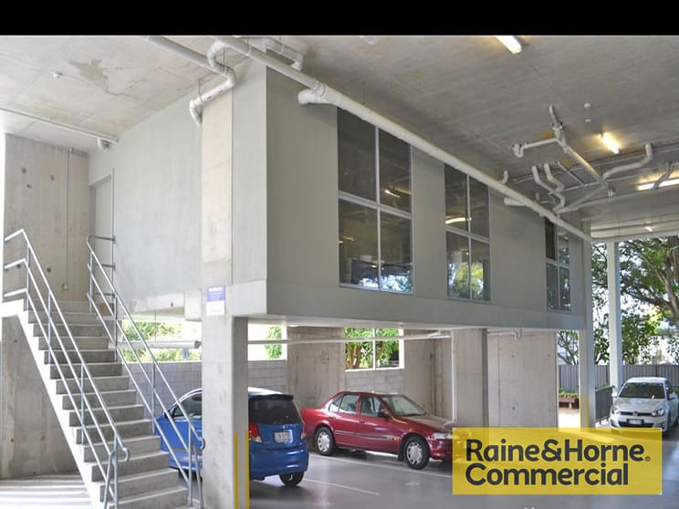 Click to view all images Lutwyche QLD 4030 - Image 1