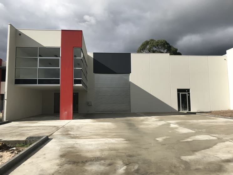 Click to view all images 2B Kalman Drive Boronia VIC 3155 - Image 2