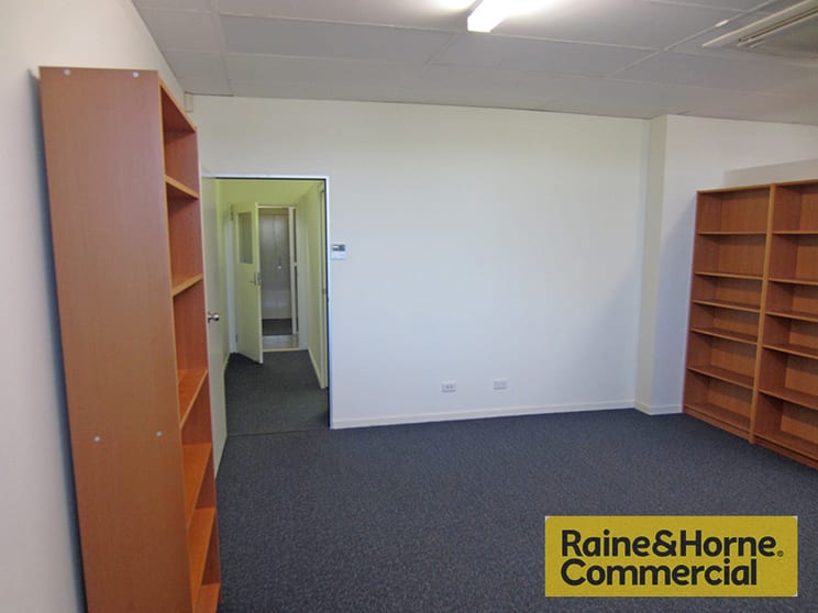 Click to view all images Suite 1/32 Hayward Street Stafford QLD 4053 - Image 3