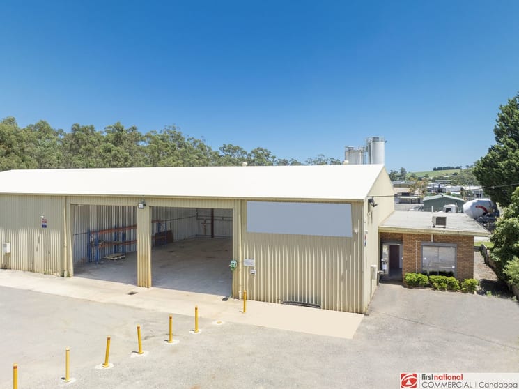 Click to view all images 1/65 Roberts Court Drouin VIC 3818 - Image 1