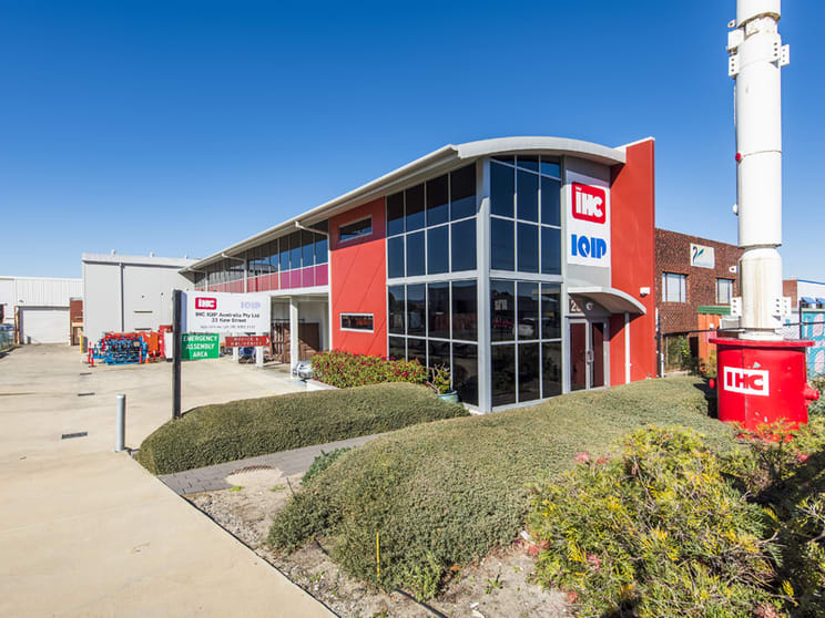 Click to view all images 23 Kew Street Welshpool WA 6106 - Image 1