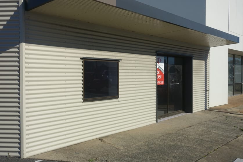 Click to view all images 1c/17 Evans Avenue North Mackay QLD 4740 - Image 2