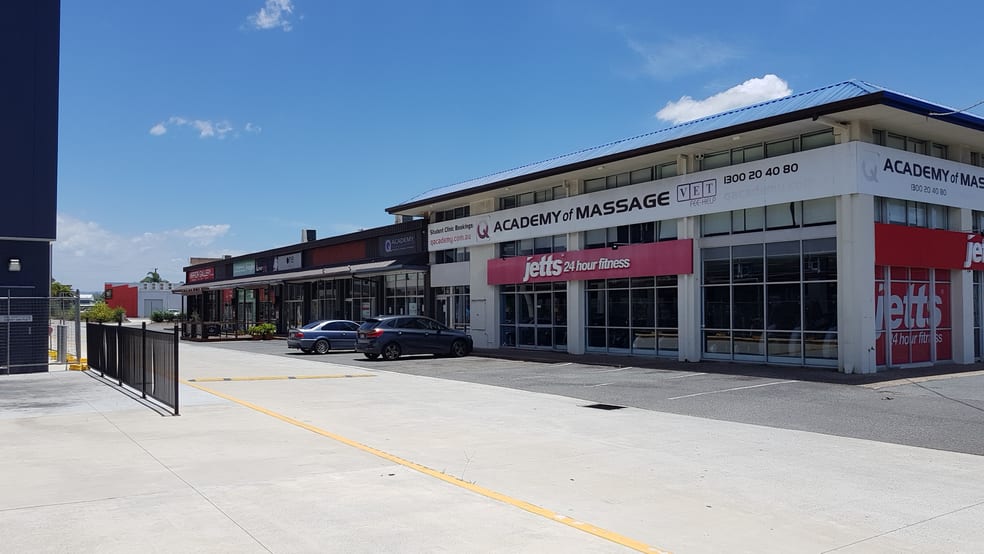 Click to view all images Shop 1a/106 Bundall Road Bundall QLD 4217 - Image 3