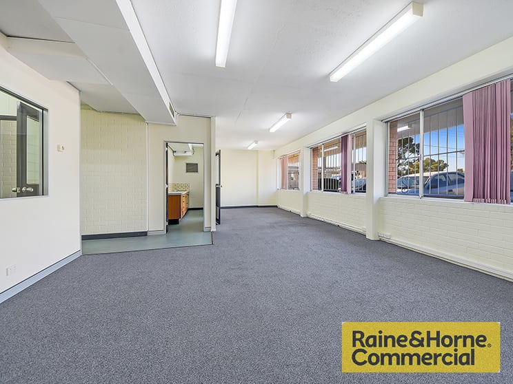 Click to view all images 46 Millway Street Kedron QLD 4031 - Image 2