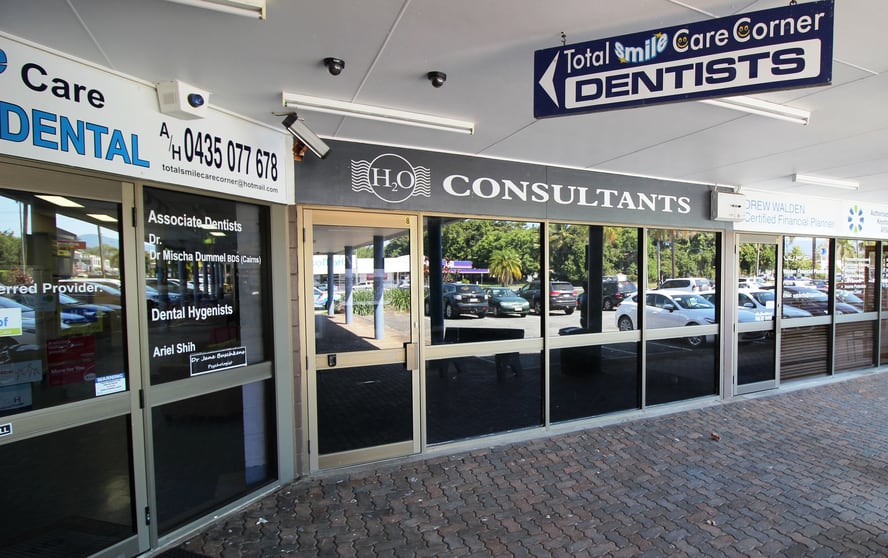 Click to view all images 8/146-156 Anderson Street Manoora QLD 4870 - Image 2
