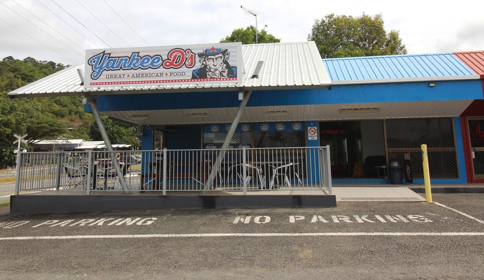Click to view all images 1&2/1 Windarra Street Woree QLD 4868 - Image 1