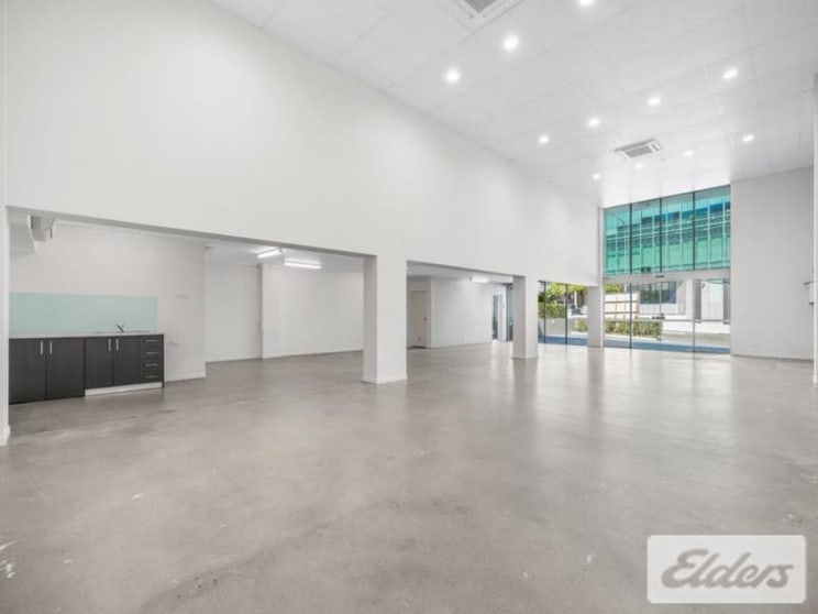 Click to view all images 48 Commercial Road Newstead QLD 4006 - Image 3