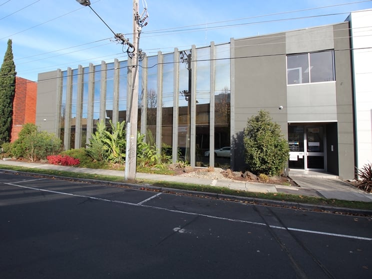 Click to view all images 1/30-32 Ellingworth Pde Box Hill VIC 3128 - Image 1