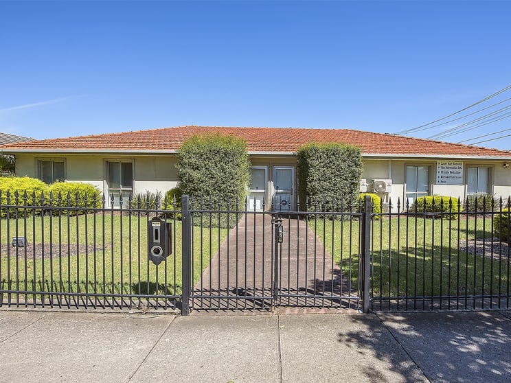Click to view all images 317-319 High Street Thomastown VIC 3074 - Image 1