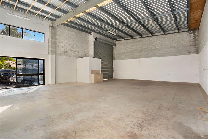 Click to view all images Burleigh Heads QLD 4220 - Image 2