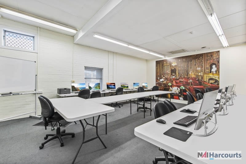 Click to view all images 197 Mary Street Gympie QLD 4570 - Image 2