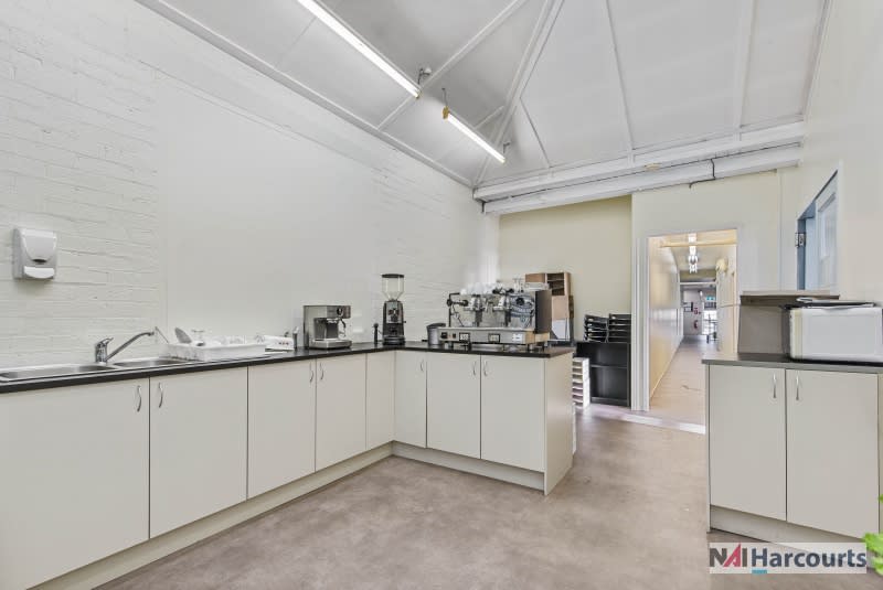 Click to view all images 197 Mary Street Gympie QLD 4570 - Image 3