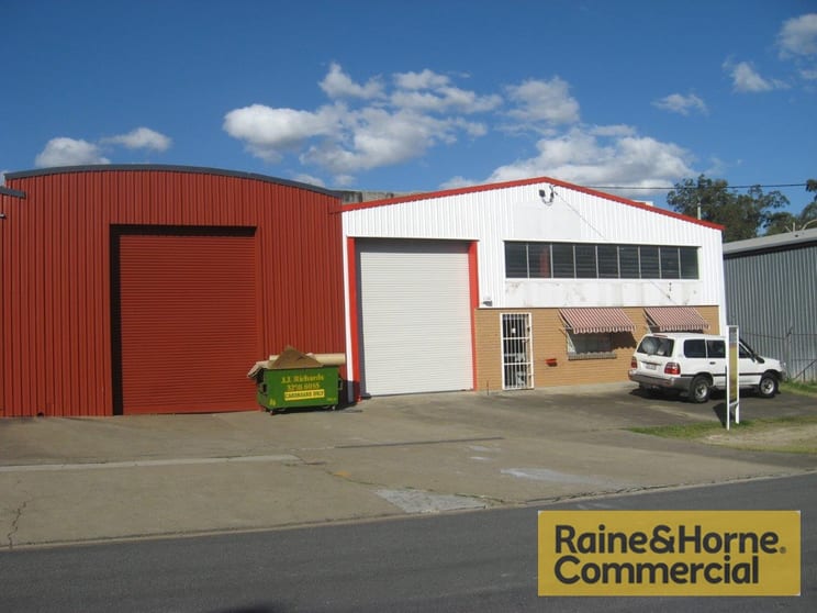 Click to view all images 3 Staple Street Seventeen Mile Rocks QLD 4073 - Image 2