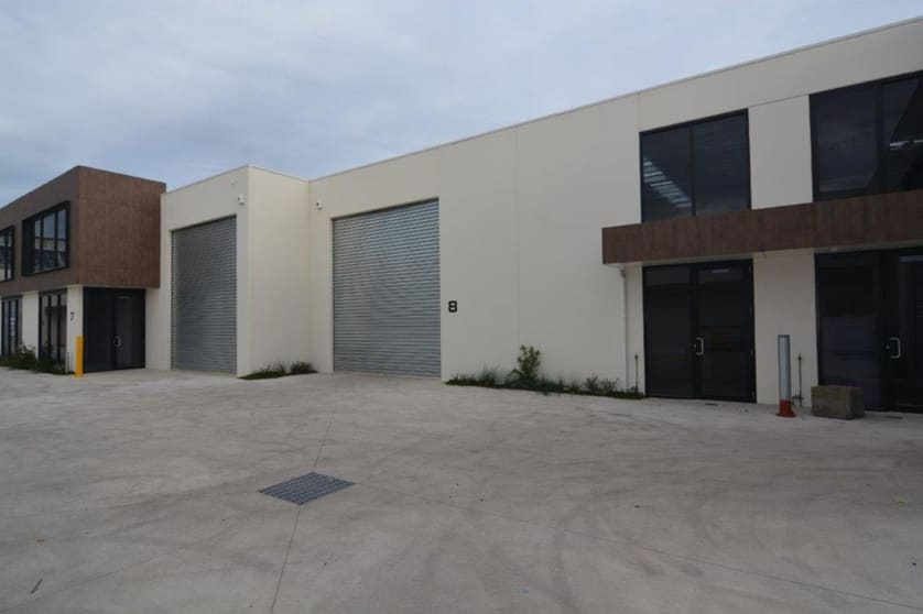 Click to view all images 8/7-13 Ponting Street Williamstown VIC 3016 - Image 1