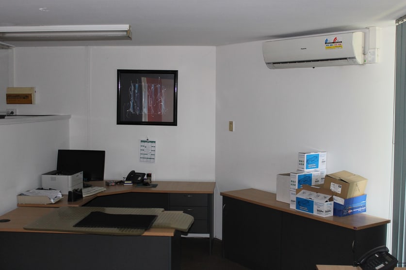 Click to view all images 14 South Station Road Booval QLD 4304 - Image 3