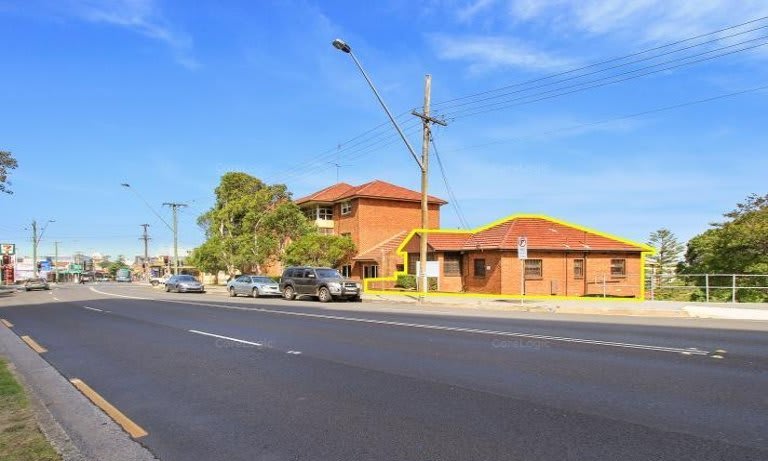 Click to view all images 391 Crown Street Wollongong NSW 2500 - Image 2