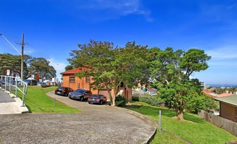 Click to view all images 391 Crown Street Wollongong NSW 2500 - Image 3