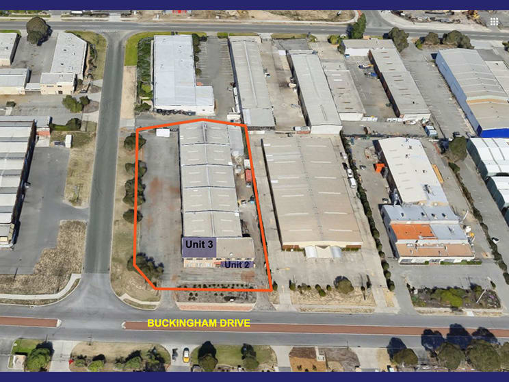 Click to view all images 2&3/38 Buckingham Drive Wangara WA 6065 - Image 2