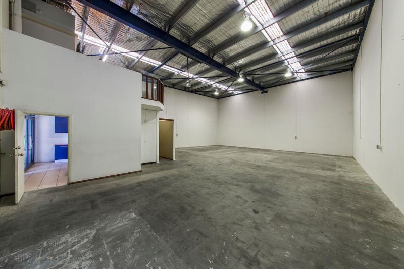 Click to view all images Guildford NSW 2161 - Image 3