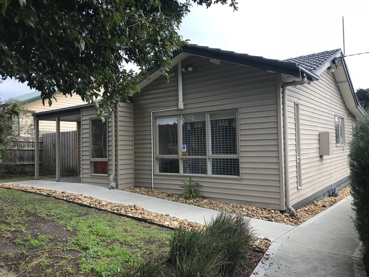 Click to view all images 236 Frankston Dandenong Road Seaford VIC 3198 - Image 1