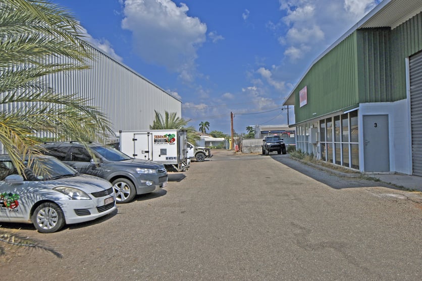 Click to view all images 3/33 Bishop Street Woolner NT 0820 - Image 2