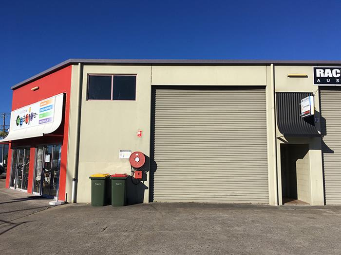 Click to view all images 1/18 Main Drive Warana QLD 4575 - Image 3