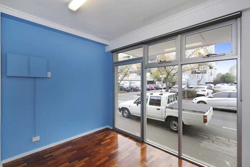 Click to view all images 24A Shuter Street Moonee Ponds VIC 3039 - Image 3