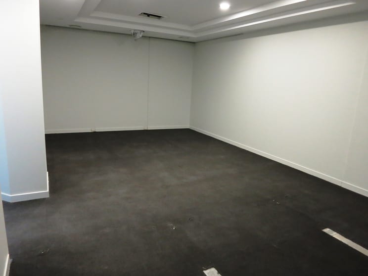 Click to view all images 7/2893 Gold Coast Hwy Surfers Paradise QLD 4217 - Image 3