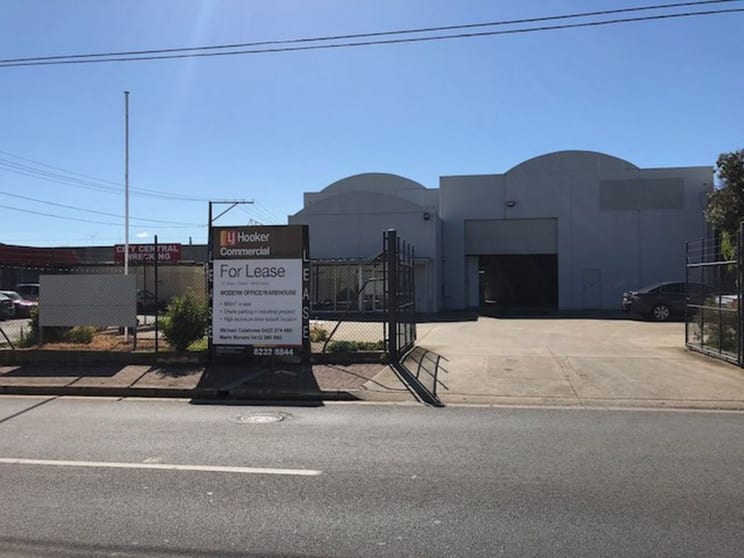 Click to view all images 18 Adam Street Hindmarsh SA 5007 - Image 1