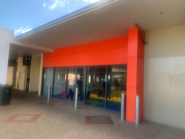 Click to view all images Unit 2/71 Mawson Place Mawson ACT 2607 - Image 1