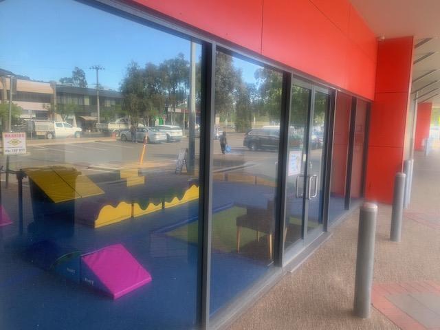 Click to view all images Unit 2/71 Mawson Place Mawson ACT 2607 - Image 3