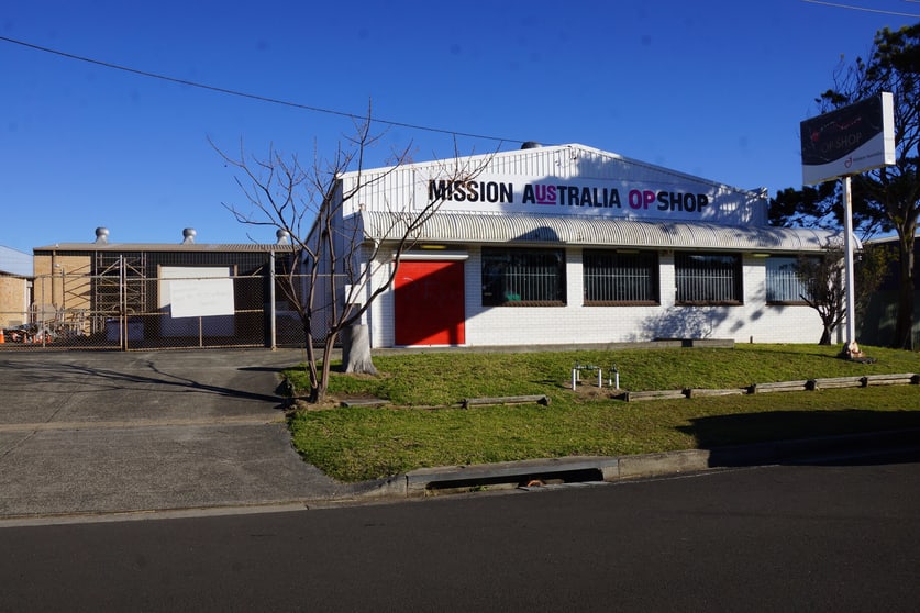 Click to view all images Commerce Drive Warilla NSW 2528 - Image 1