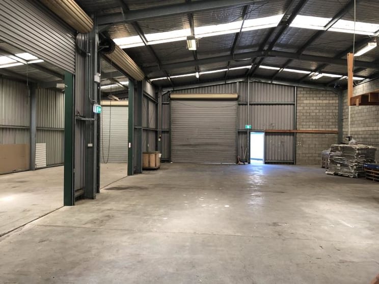 Click to view all images 21 Kurrara Street Lansvale NSW 2166 - Image 3