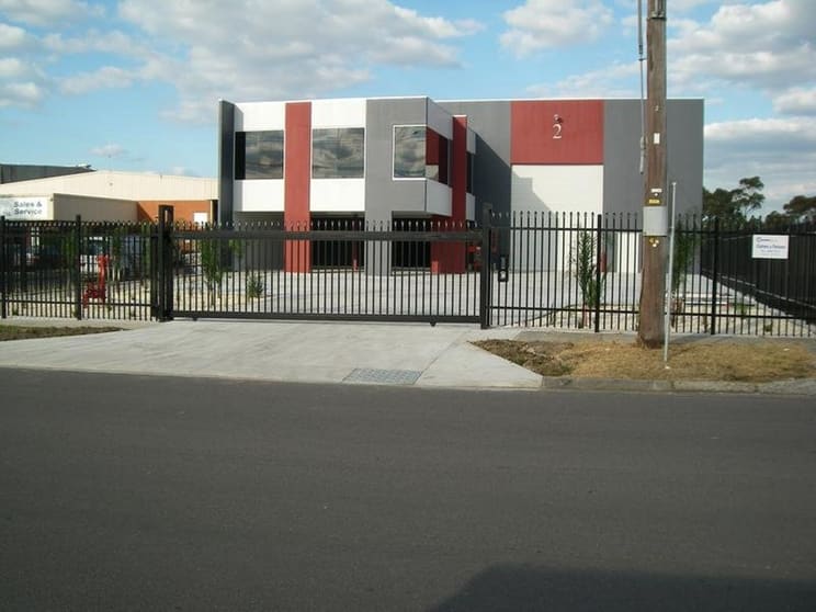 Click to view all images 2 Park Drive Dandenong South VIC 3175 - Image 1