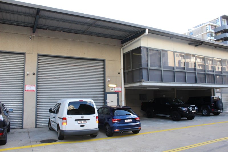 Click to view all images 16/13-15 Wollongong Road Arncliffe NSW 2205 - Image 1