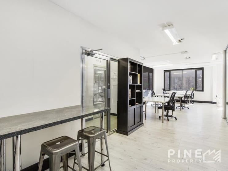 Click to view all images Manly NSW 2095 - Image 2