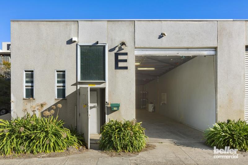 Click to view all images 17E Brougham Street Eltham VIC 3095 - Image 1