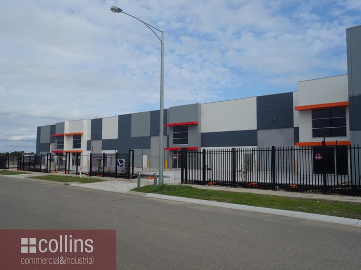 4/14-16 (Lot 43-44) Sette Circuit Pakenham VIC 3810 - Image 3