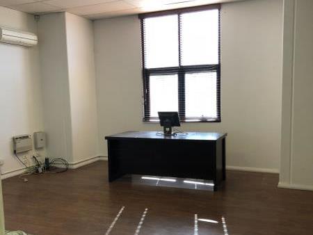 Click to view all images Unit 10/252-256 Hume Hwy Lansvale NSW 2166 - Image 3