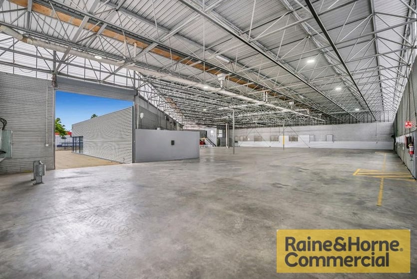 Click to view all images 10 Shettleston Street Rocklea QLD 4106 - Image 3
